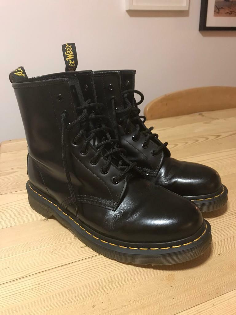 dr martens 1460 43